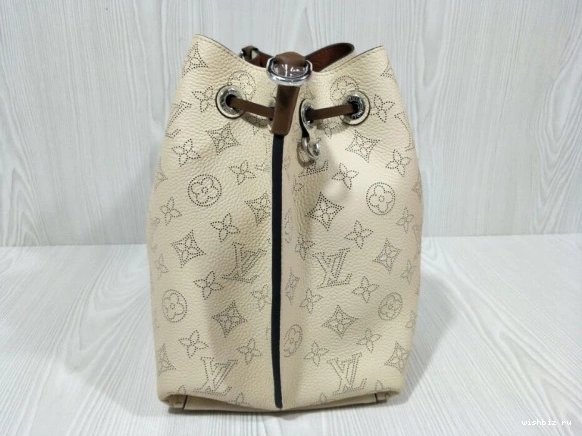 WIS VUITTON MURIA LOUIS 0119